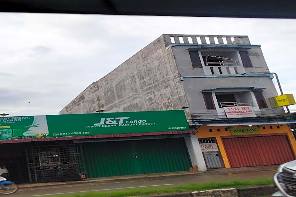 Hotel O Lewi Family Guest House Near GBKP Bangun Mulia Km. 11