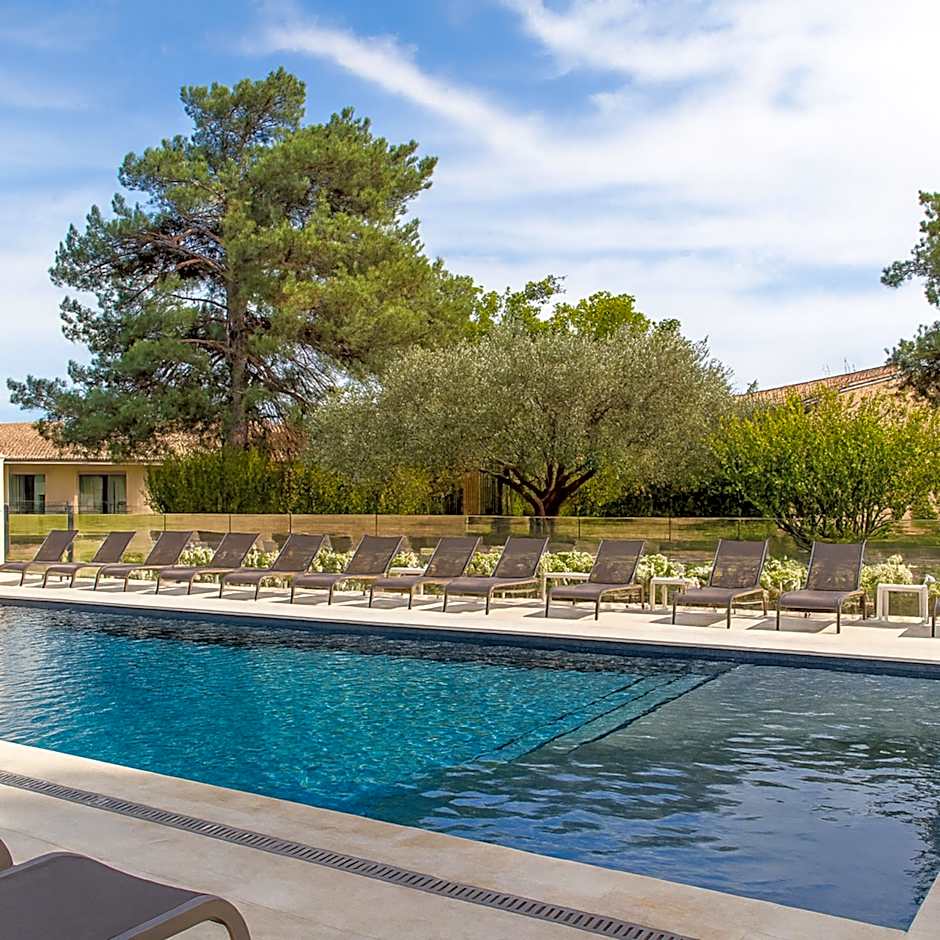 Golden Tulip Avignon Le Paradou