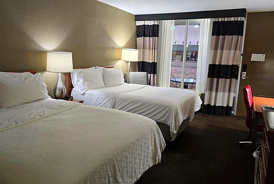 Alexandria Hotel & Conference Center