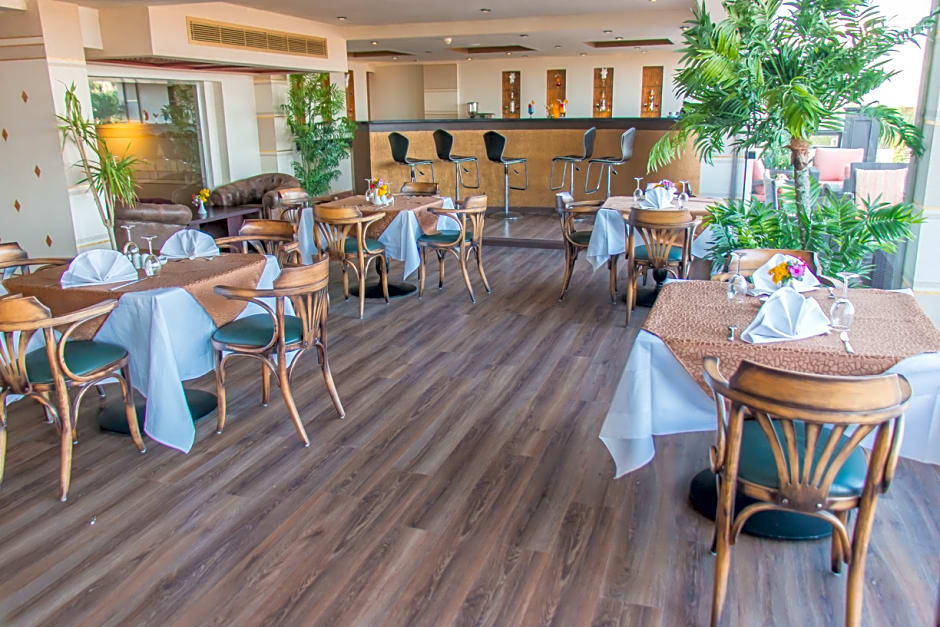 Gravity Hotel Aqua Park Hurghada