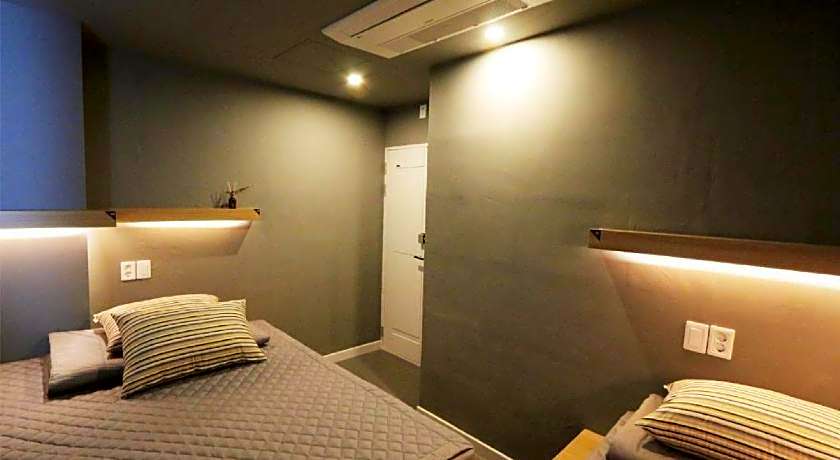 Blueboat Hostel Jeonju (Korea Quality)