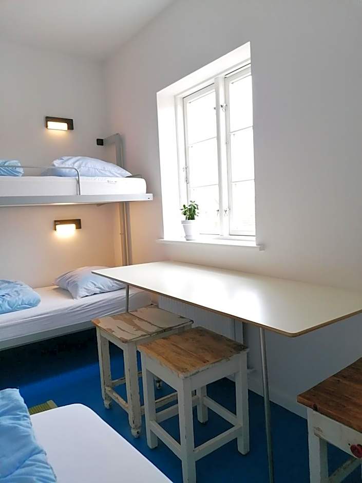 Femmasteren Hotel & Hostel