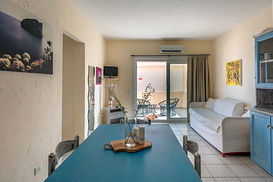 Residence a Golfo di Marinella a 450 mt dal mare