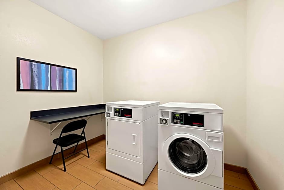 SureStay by Best Western Bryan College Station