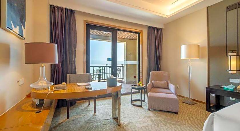 Haiyang Shenglong Jianguo Hotel