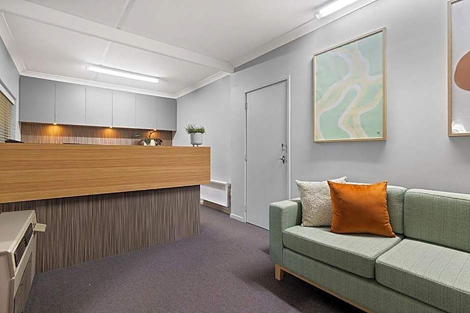 Oxley Court Serviced Apartments
