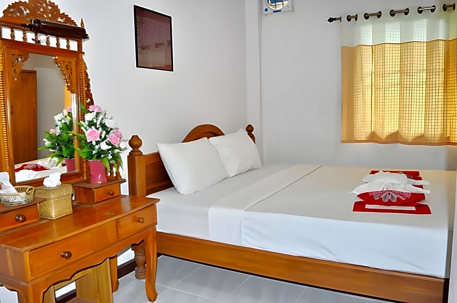 Photo 1 of 3 of Standard 1 Double Bed