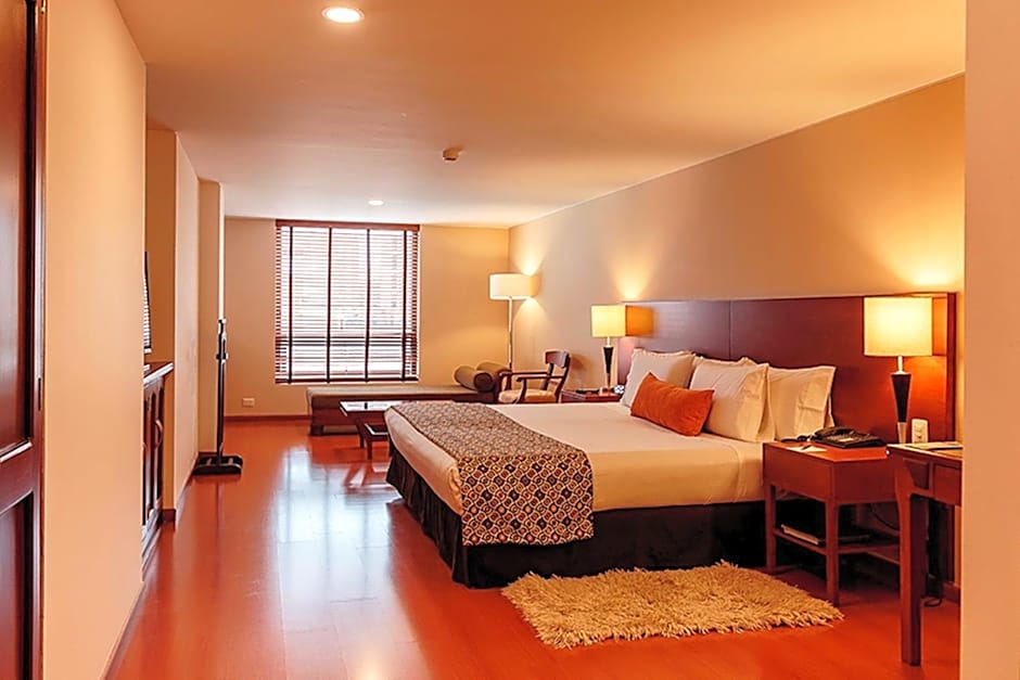 Hotel Estelar Suites Jones