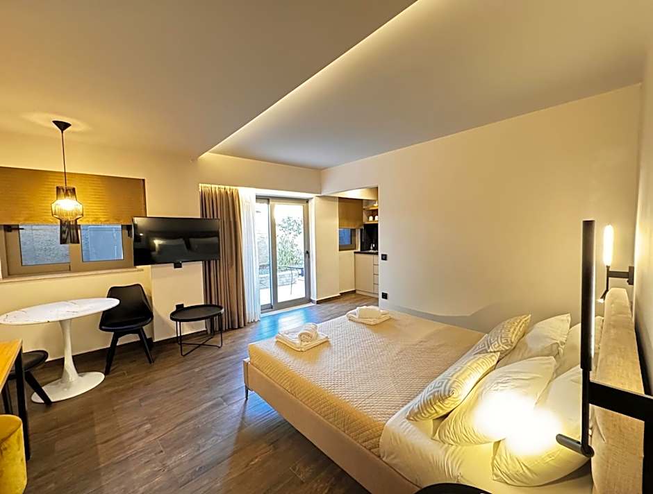 Elina Hotel Apartments