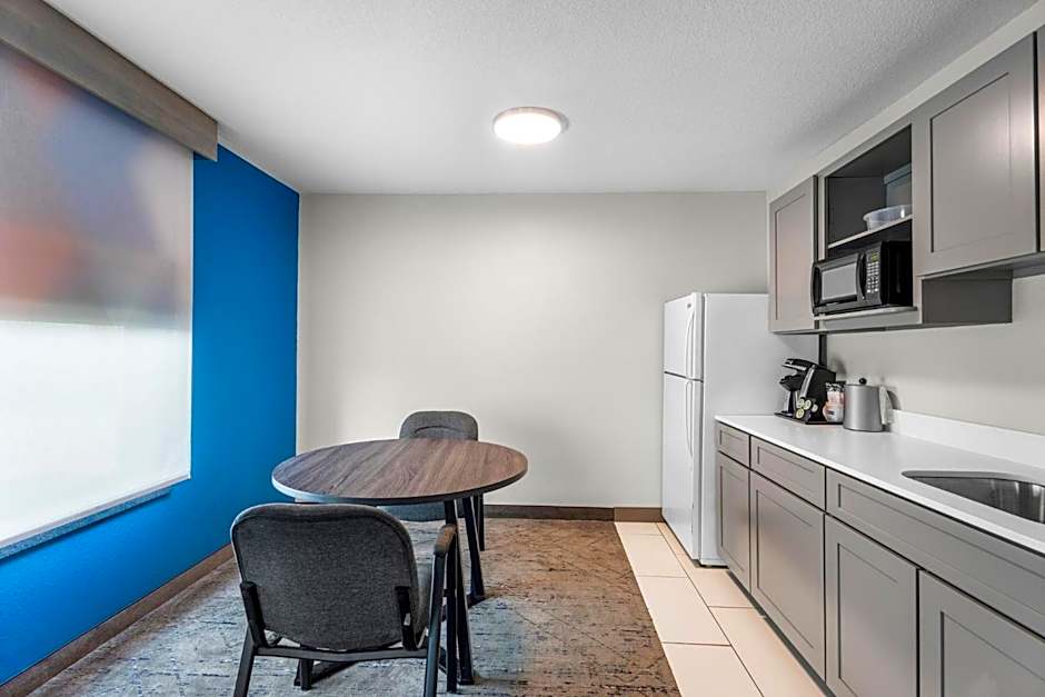 Holiday Inn Express Hotel & Suites Van Wert By IHG