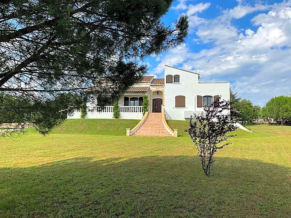 Number9 Studio - Now with air conditioning