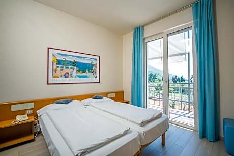 Comfort Twin Room with Balcony