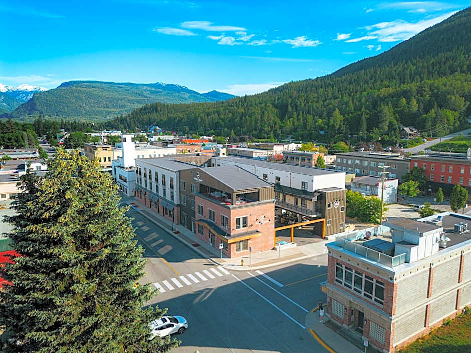 Basecamp Suites Revelstoke