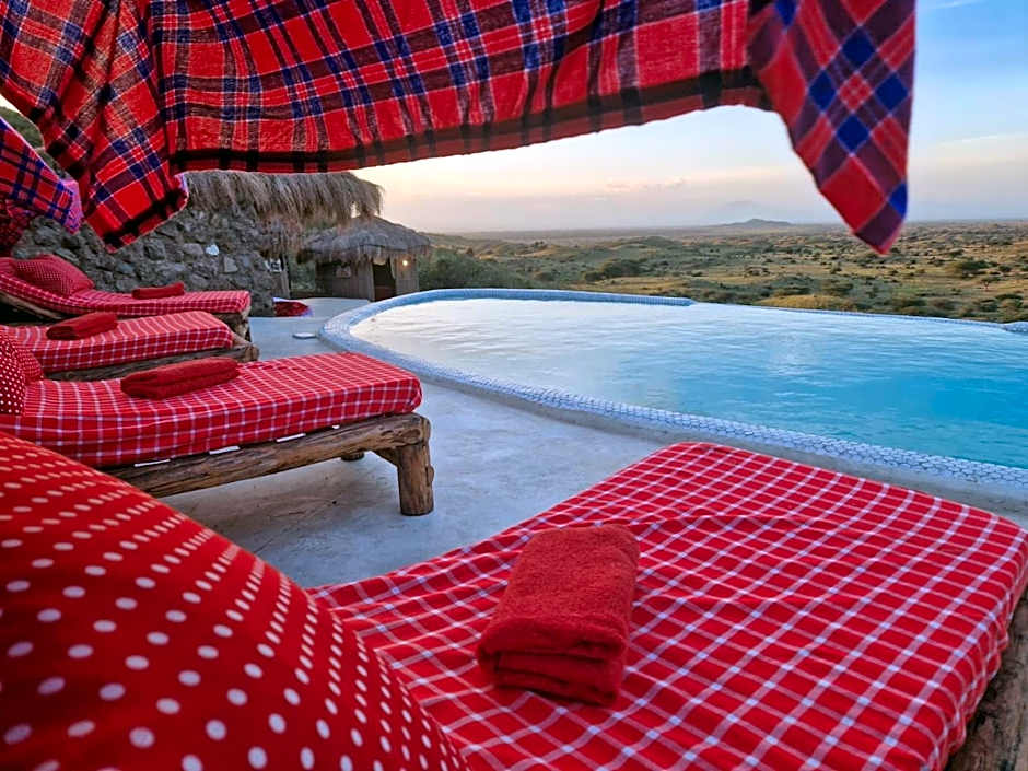 Original Maasai Lodge – Africa Amini Life
