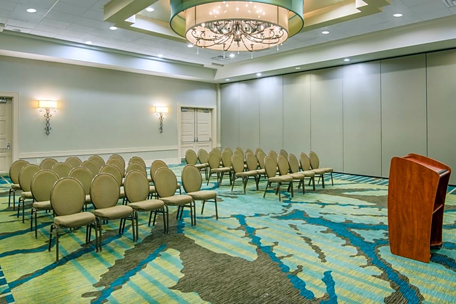 Crowne Plaza Charleston, an IHG Hotel