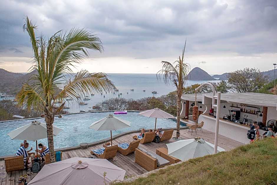 La Cecile Hotel and Cafe