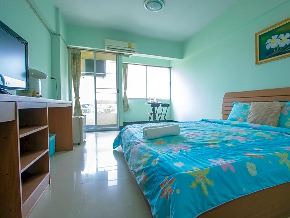 The Garden Place Bangkok (Ngamwongwan)