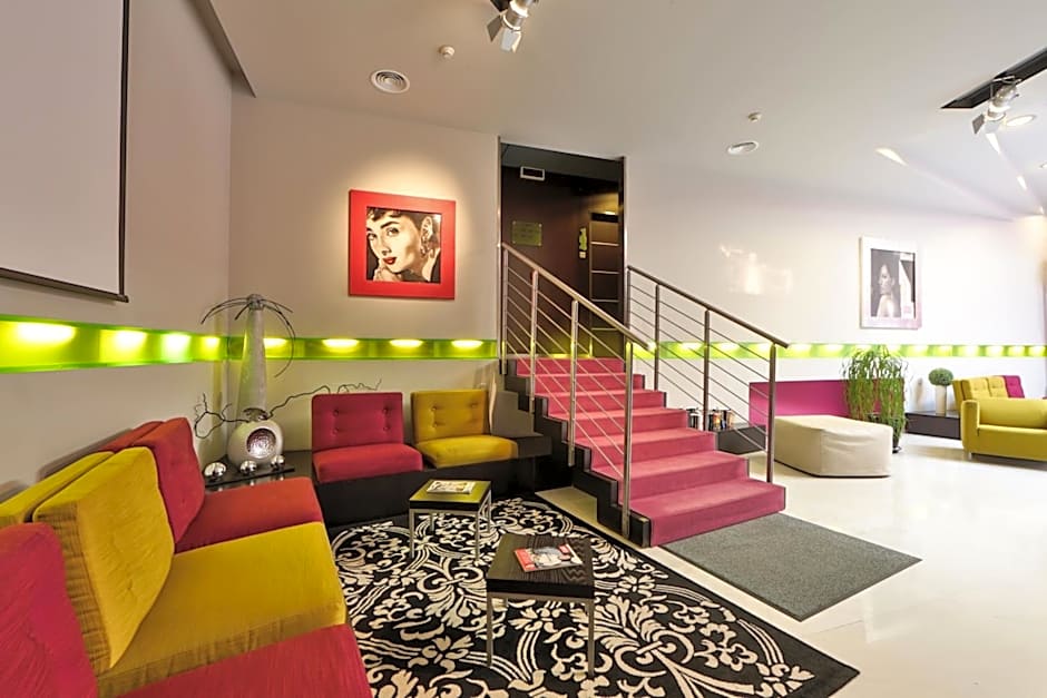 Best Western Cinemusic Hotel