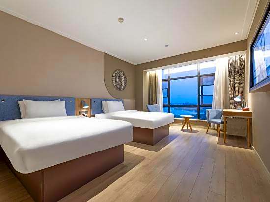 Home Inn Neo Ningbo Airport Yinzhou Avenue