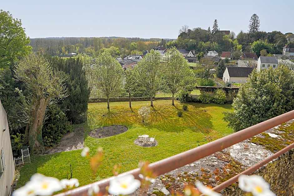 LE PRESBYTÈRE DE LA CITE ROYALE DE LOCHES