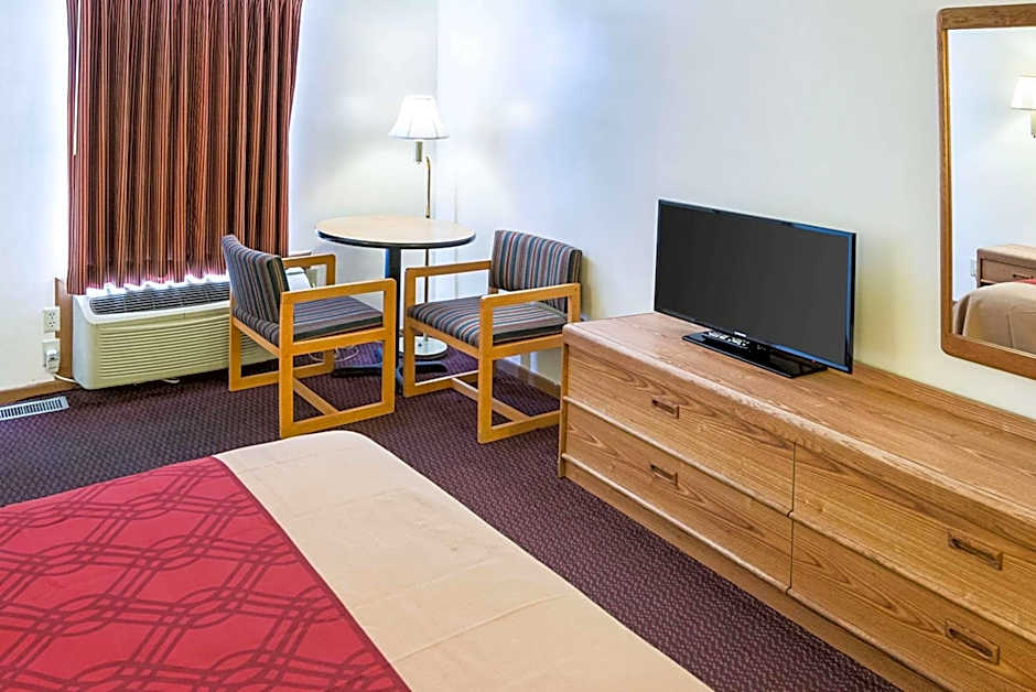 Rodeway Inn & Suites Austin