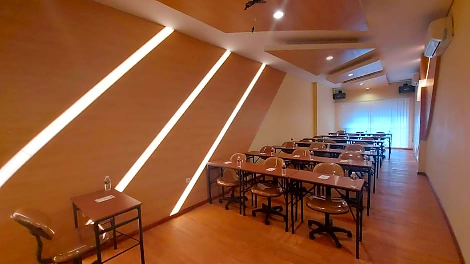 Bekizaar Hotel Surabaya