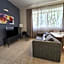 D Townhouse Boutique Suites