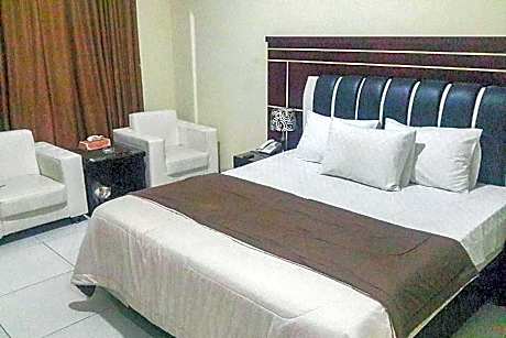 Wisma Belerang Kalianda Lampung RedPartner