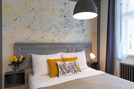 Miss Sophie's New Town & Wellness