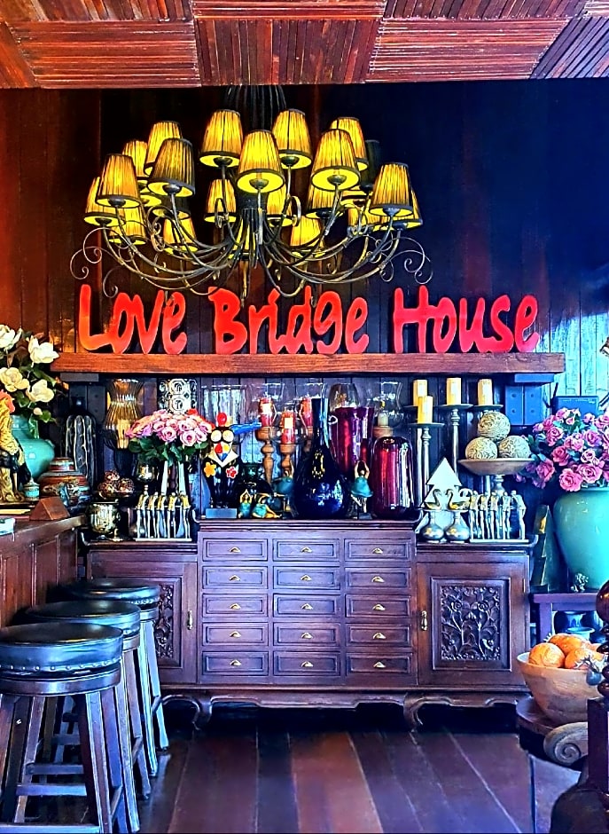 Love Bridge House Resort