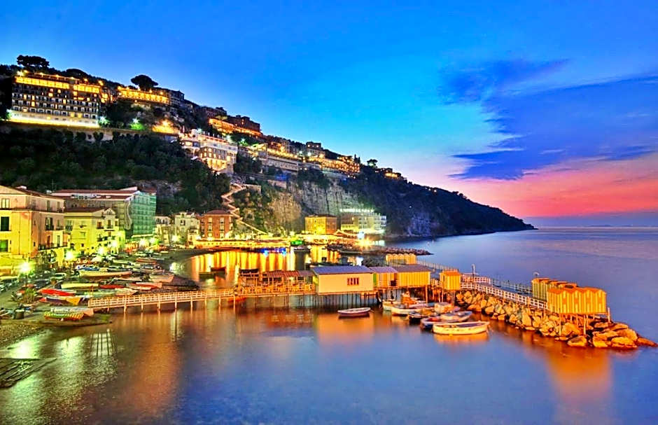B&B Sorrento Queen