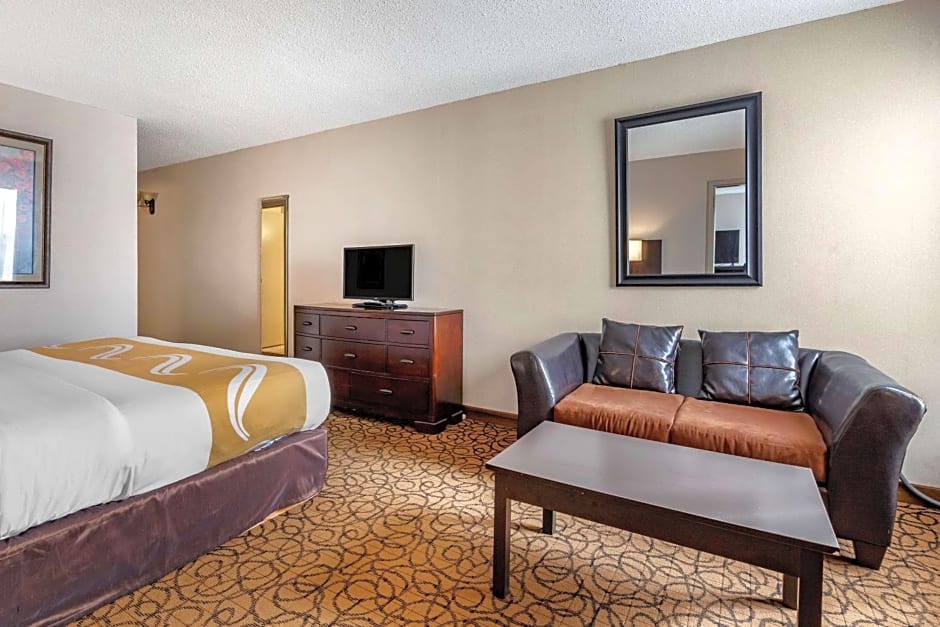 Quality Inn & Suites Escanaba North