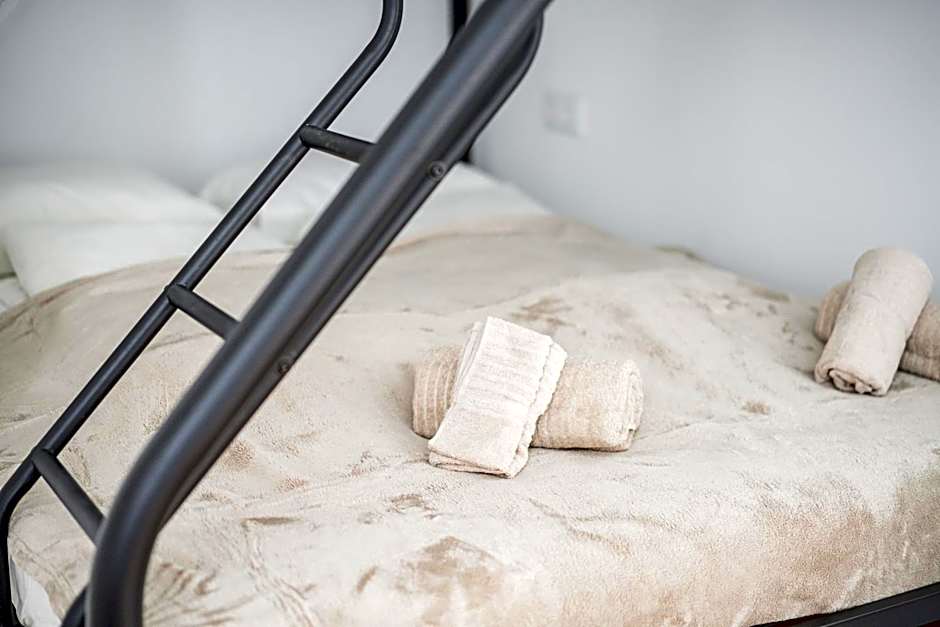 Modern Central City Rooms