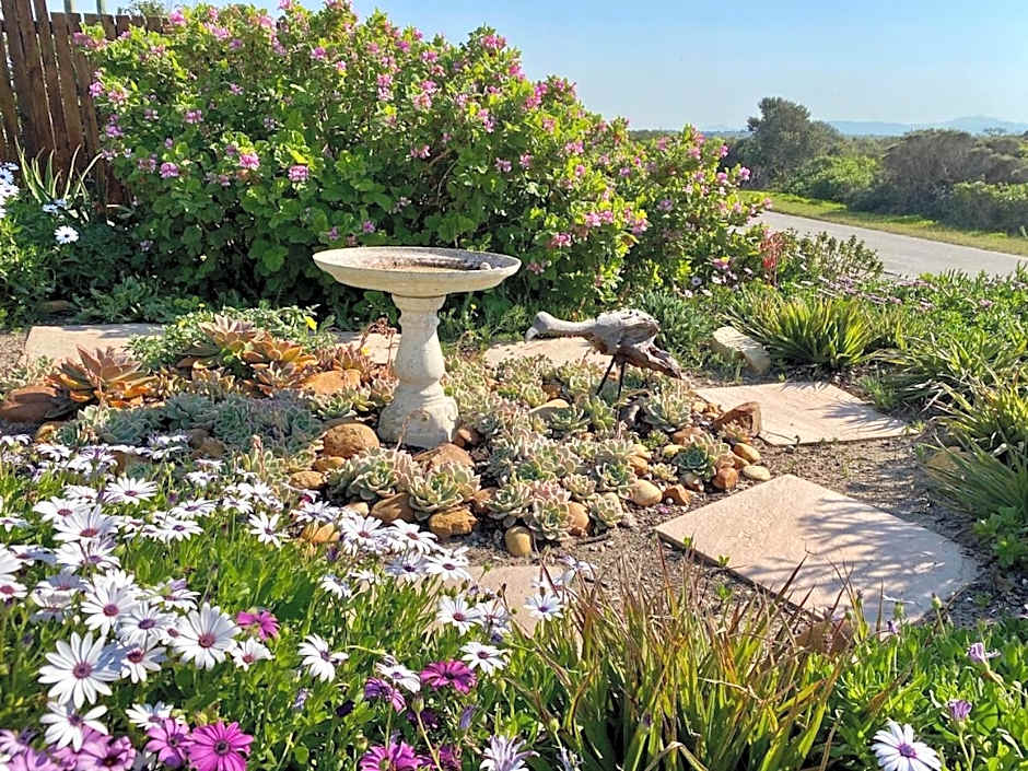 i-LOLLO Bed & Breakfast at the River Mouth