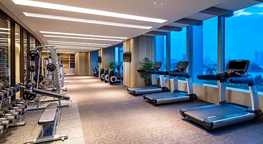 HUALUXE Xiamen Haicang Harbour View By IHG