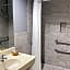 Island Suites Hobby Airport