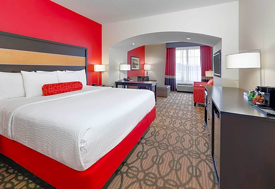La Quinta Inn & Suites by Wyndham Starkville