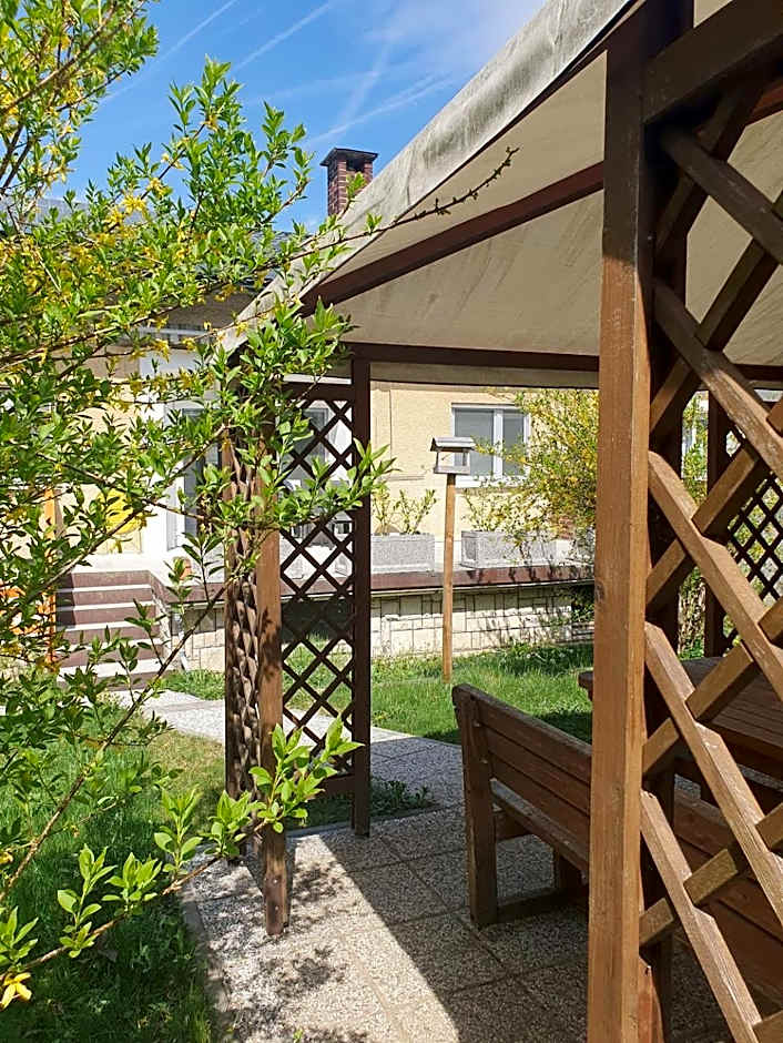 Fully equipped SIX BEDROOM HOUSE 15 kilometers from LAKE BLED - with a terrace, garden, playground, and parking