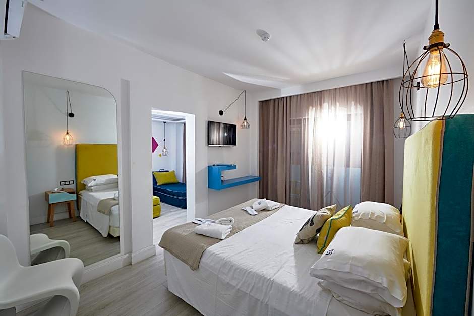 Blue Bottle Boutique Hotel