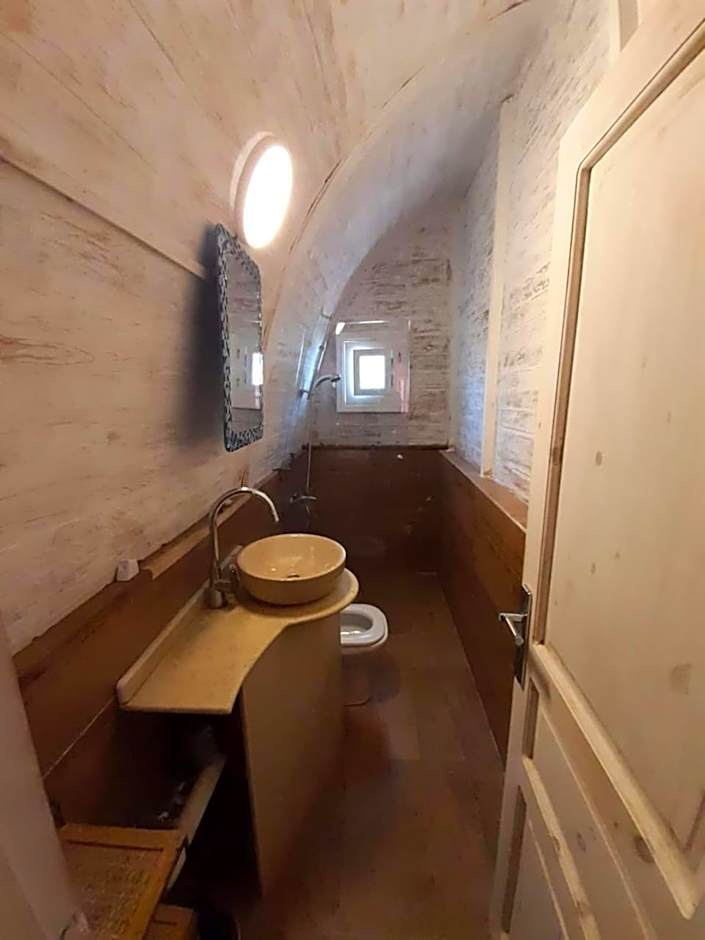 Green Beach Camp & Hotel