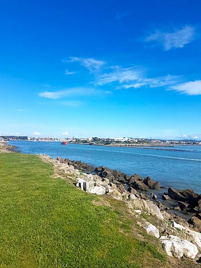 Archies Bunker Affordable Accommodation