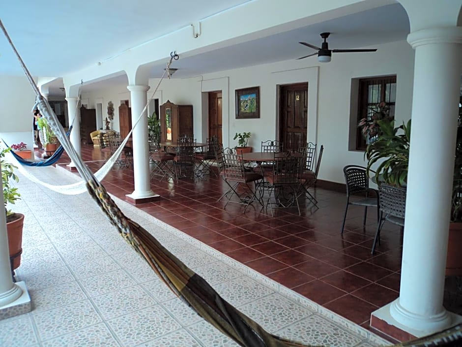 Mansion Serrano Hotel