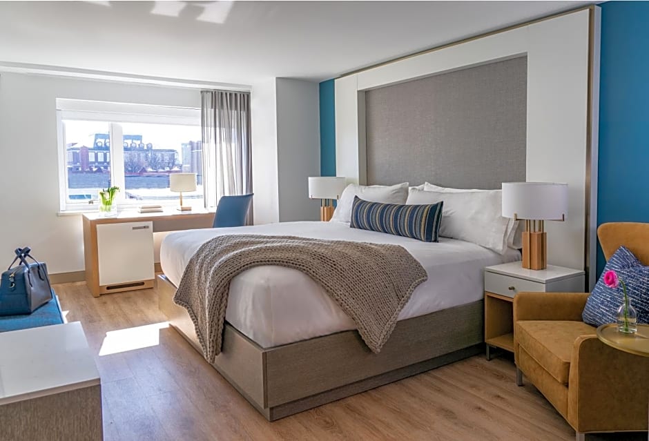 Photo 1 of 5 of Deluxe Queen Room