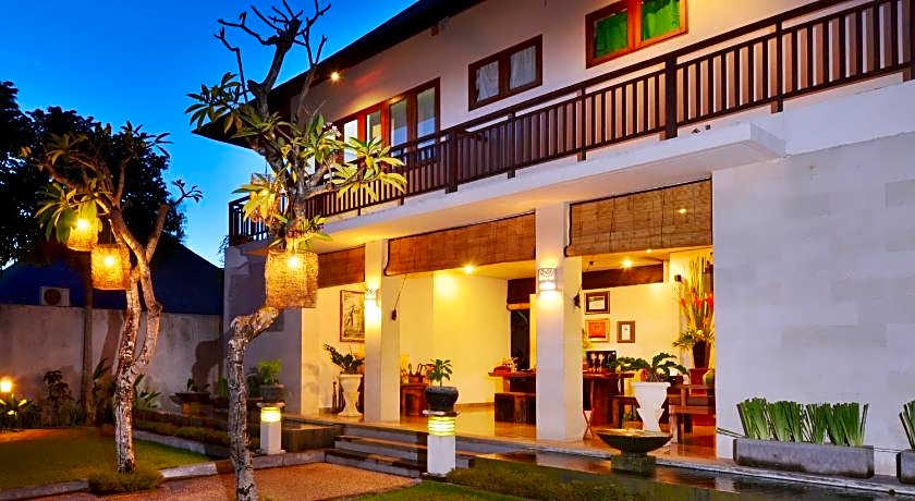 The Khayangan Dreams Villa Umalas