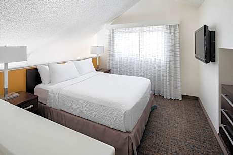 Two-Bedroom Penthouse Suite