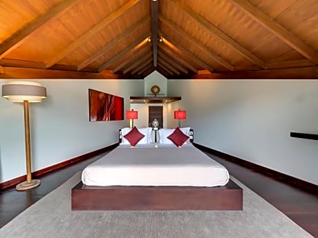 Four-Bedroom Villa with Private Pool