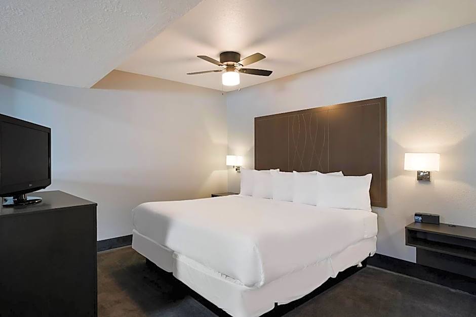 Richland Riverfront Hotel and Conference Center, an Ascend Collection Hotel
