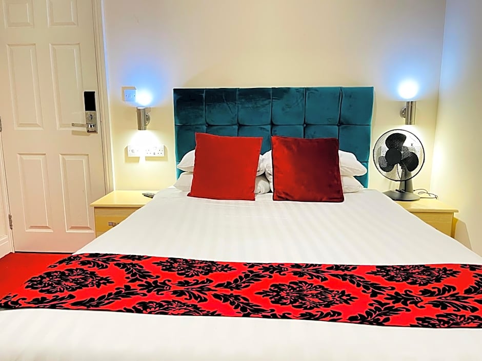 Trivelles Park Hotel