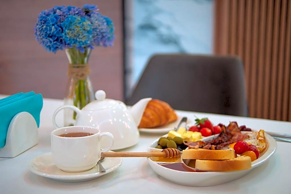 Aqua Batumi Hotel & Apartments