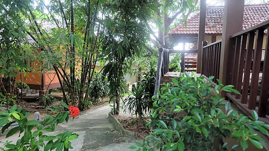 Captan Home